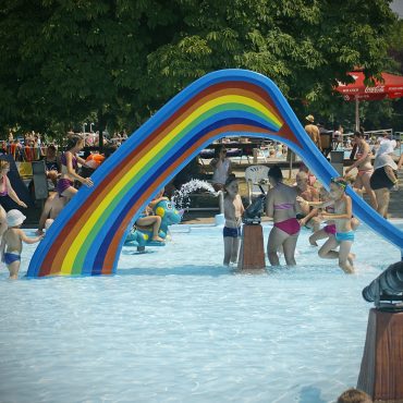 Harkány gyermekmedence, csúszda