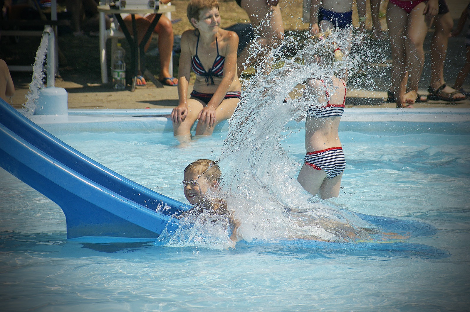 Harkány gyerekmedence csúszda