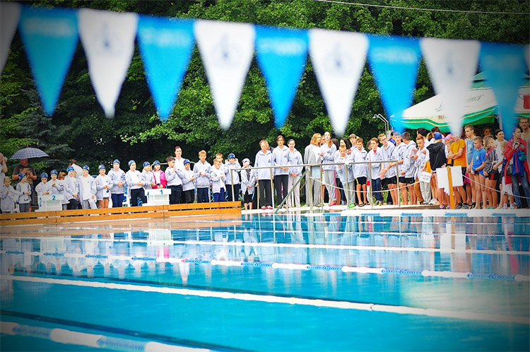 Harkány, úszóverseny, sportmedence