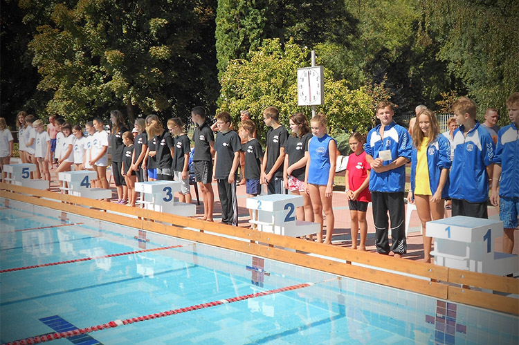 Harkány, úszóverseny, sportmedence