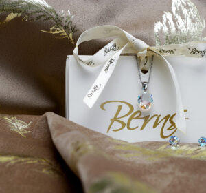 Jewelry set-up in the room upon arrival