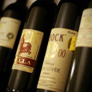 Xavin Hotel Harkány Oliva étterem - széles borkínálat