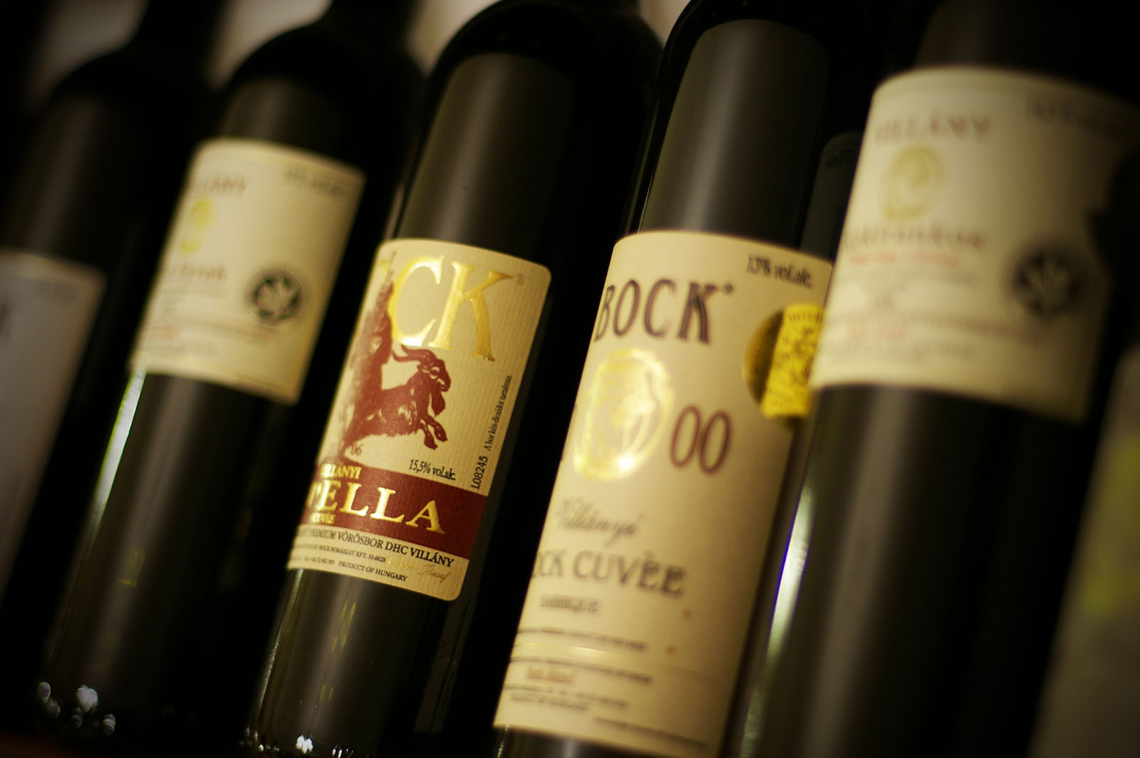 Xavin Hotel Harkány Oliva étterem - széles borkínálat