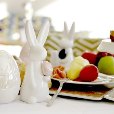 Megterített húsvéti asztal